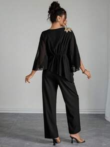 Rafferiza Bộ trang phục thanh lịch thường ngày dành cho nữ, áo cánh dơi viền ren hoa và quần ống đứng 2 món - màu đen - Xem 2