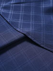 Manfinity Mode Men's Diamond Pattern Front Button Short Sleeve Shirt (Printed Irregular Cut) - Navy Blue - View 6