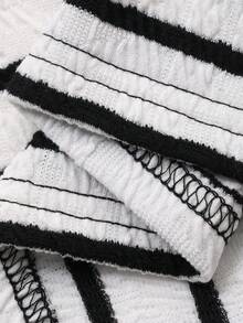 DAZY Frühlings- und Sommer-Damen-Tanktop im lässigen Urlaubsstil mit Hohlspitze-Patchwork, schwarz-weißen Streifen, Kontrastfarben und Vorderbindung, ärmellos und locker geschnitten - Schwarz und Weiss - Übersicht 8