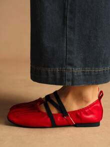 Rosivie 2025 Autumn New Woven Soft Bottom Loafers, Retro British Style Square Toe Apricot Color Comfortable Versatile Women Flats For Christmas - Red - View 3