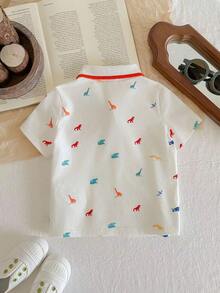 SHEIN LMoss Kids 男宝宝夏季休闲可爱恐龙图案撞色针织短袖polo衫，适合生日派对、晚宴、演出、婚礼、迎婴派对、满月庆祝和周岁生日等场合。 - 彩色 - 查看 2