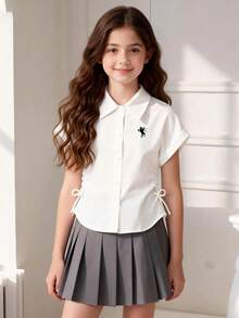 SHEIN Áo sơ mi ngắn tay cổ bẻ dành cho nữ tuổi teen, dáng ôm, kiểu dáng thường ngày, thêu họa tiết hiệp sĩ, nơ bên hông và xếp ly. Thoải mái và hoàn hảo cho mùa xuân và mùa hè, thích hợp cho các buổi đi chơi, mua sắm và dự tiệc. - trắng - Xem 3