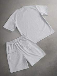 STYNVO Bộ đồ nam gồm áo thun ngắn tay cổ tròn in chữ và quần short cạp chun, bộ đồ nam màu xám, bộ đồ đồng bộ màu xám cho nam, bộ áo và quần cho nam, bộ đồ mùa hè cho nam. - Xám - Xem 2