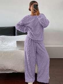 DAZY 2pcs Women's Thick Plush Textured Loose Long Sleeve Top And Pants Pajama Set, Winter - Purple - View 5