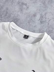 Manfinity ZONE917 男士字母印花圆领短袖 T 恤和配套短裤两件套，舒适服装 - 彩色 - 查看 4