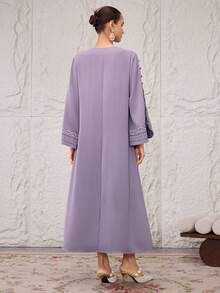 Al Najma 女士花卉刺绣V领长袖纽扣设计优雅阿拉伯连衣裙 - 紫色 - 查看 8