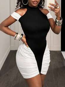 SHEIN BamGlam Đầm ôm sát trễ vai xếp ly phối màu thời trang mùa hè dành cho nữ - màu đen - Xem 4