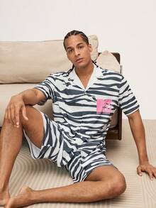 MTV | SHEIN Herren Sommer Zebra Muster Hemd mit Kragen und Shorts Loungewear Set - Schwarz und Weiss - Übersicht 1