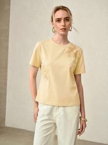 MOTF PREMIUM WOMEN'S SEQUINS EMBROIDERED FLORAL T-SHIRT - Yellow - View 4