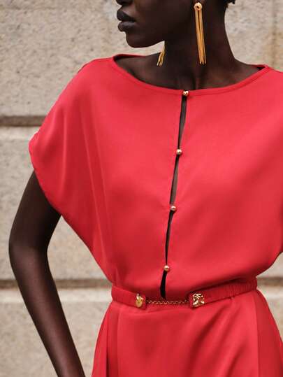 Lumivelle Valentine's Day Women's Fashion Boat Neck Batwing Sleeve Metal Chain Waist Belt Hollow Back Bodycon Dress, Valentine's Day Edition  Summer Elegant Dress Red Dress Red Dresses Mod Dresses Red Dresses For Women Summermetal Buckle Metal Buckle