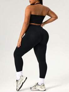 Rhythm Era 女士加大码无缝运动套装，黑色露背背心和七分紧身裤，适合瑜伽、健身和户外活动。 - 黑色 - 查看 6