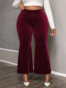 SHEIN PETITE CURVE 大码优雅纯色丝绒喇叭裤，适合通勤、日常生活、聚会、毕业典礼、办公室、约会等场合，丝绒裤，喇叭裤，春季，情人节，派对，婚礼及活动，优雅 - 酒紅色 - 查看 5