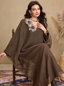 Al Najma 女士雪纺披肩，饰有3D立体花卉图案，V领，宽松修身长款开衫 - 棕色 - 查看 7