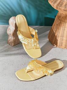 SHUZIA Sandal đế bằng kiểu xỏ ngón thoải mái, thường ngày dành cho nữ, hiệu Waverly Shell. - Màu vàng - Xem 7