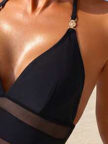 Swim Lushoire Traje de baño de una pieza sexy para mujer con decoración metálica, diseño de escote en V y empalme transparente, adecuado para vacaciones en la playa - Negro - Ver 4