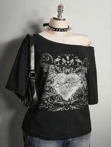 SHEIN ICON Camiseta Assimétrica de Ombro Larga com Estampa de Coração Punk GRUNGE para Mulheres Plus Size - Preto - Visão 8