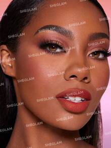 SHEGLAM Dynamatte Boom 持久霧面唇膏-冒險之旅 20 色奶油霧面防水唇膏 神奇不粘杯防轉移唇膏 橙色唇膏 品牌 美容 化妝 化妝品 適合女性與女孩 完美搭配冬季 Y2K 時尚 流行 生日禮物 假期 派對準備就緒 最佳顏色 - On An Adventure - 查看 4