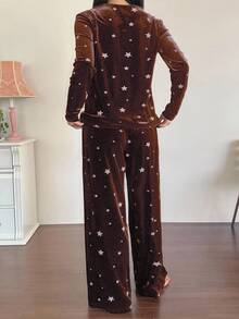 DAZY 2pcs Set Piyama Wanita Motif Bintang Beludru Lengan Panjang & Celana Panjang Lurus, Cocok untuk Musim Semi - Coklat - View 2