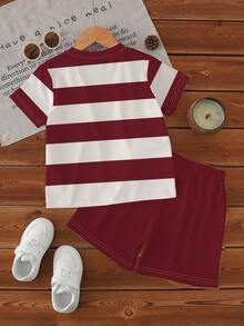 一套幼儿男童休闲可爱条纹卡通熊印花短袖T恤和短裤套装，适合夏季外出穿着 - 彩色 - 查看 2