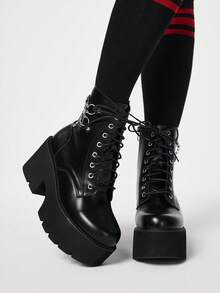 ROMWE Grunge Punk Giày bốt nữ gợi cảm, phong cách punk tối màu, đế dày, mũi tròn, trang trí khóa vuông kim loại kiểu Gothic, bốt chiến binh đế xuồng dự tiệc hộp đêm. - màu đen - Xem 1
