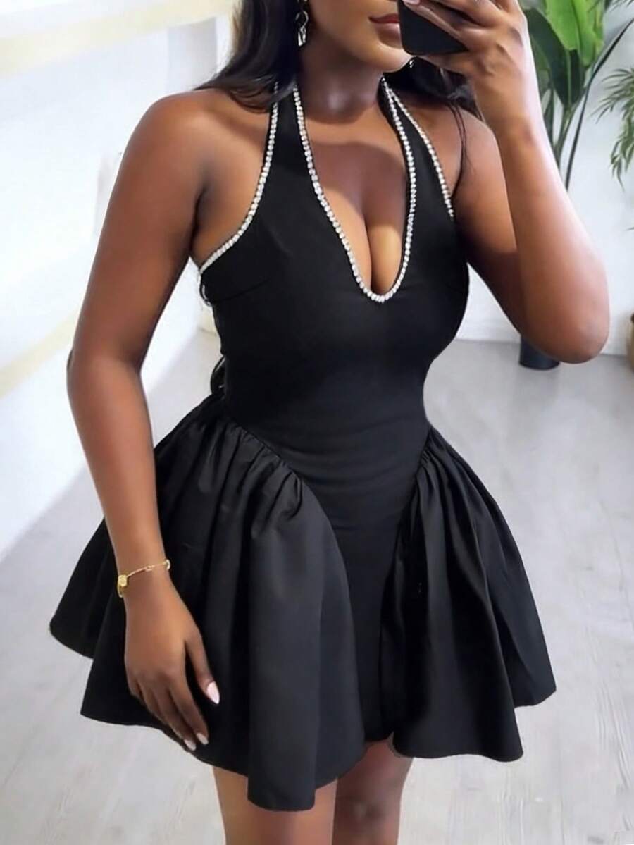 Xyvia 女士春夏新款性感夜店派对连衣裙，珍珠饰边露背系带设计，适合约会、派对、通勤等多种场合，黑色迷你连衣裙 - 黑色 - 查看 1