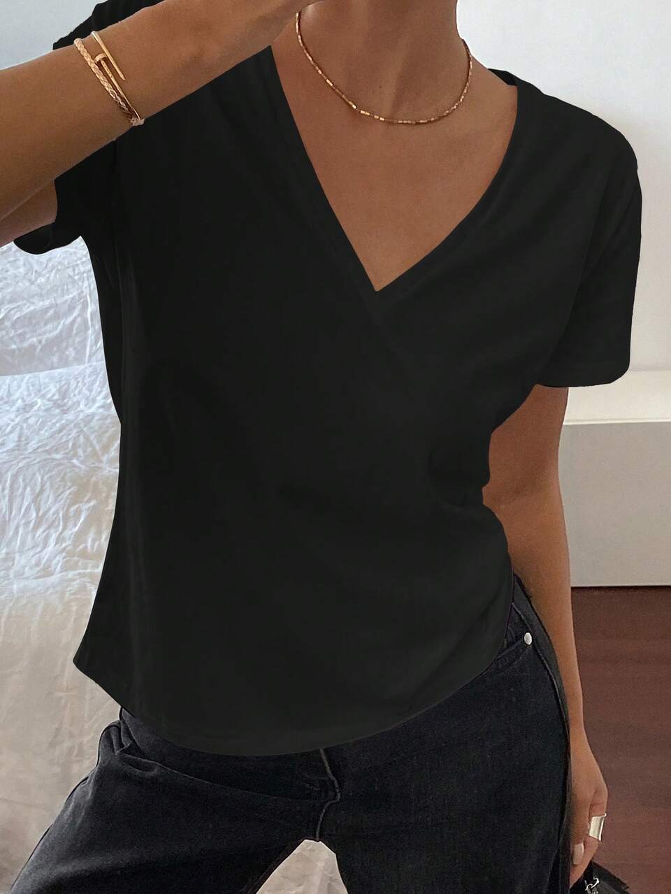 Women's Deep V-Neck Solid Color Casual Loose Short Sleeve T-Shirt