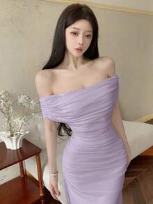 Modelyn Elegant Women's Mauve Purple Off Shoulder Sleeveless Fitted Maxi Dress With Pencil Hem And Zipper Detail - Mauve Purple - View 6