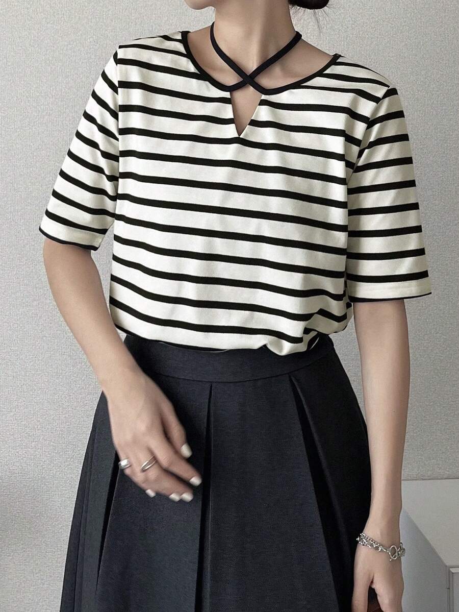FRIFUL 女士休闲条纹宽松T恤，春夏百搭 - 黑與白 - 查看 1