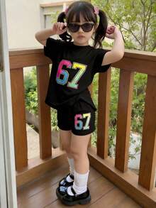 SHEIN 女婴数字印花圆领短袖T恤和短裤休闲套装 - 黑色 - 查看 2