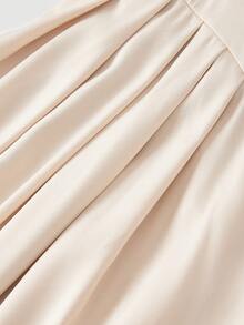 SHEIN MOD 大码圆领无袖蝴蝶结装饰腰部A字中长连衣裙，卡其色，春夏，婚礼季，情人节，塔夫绸连衣裙 - 卡其色 - 查看 5