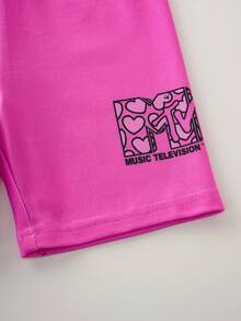 MTV | SHEIN طقم تي شيرت قصير الأكمام وشورت للفتاة الصغيرة، طراز كاجوال صيفي عصري بتصميم قلب وحرف مع خطوط متباينة - روز أحمر - مشاهدة 7