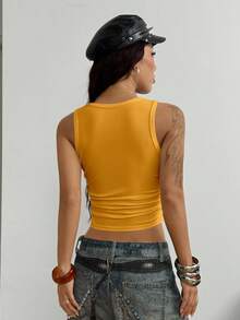 StreetHx Áo tank top nữ phong cách đường phố, đính đá, xếp ly, cổ tròn ôm sát. - Màu vàng - Xem 2