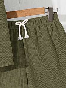 SHEIN 2pcs Tween Boy Casual Loose Solid Color Polo Collar Short Sleeve T-Shirt And Shorts Set, Suitable For Commuting, School, Daily Casual Wear, Sports, Spring/Summer - Army Green - View 4