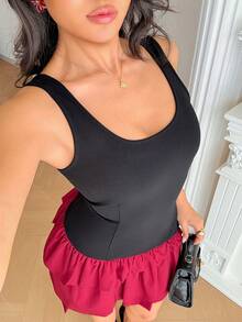 Chiquease Vestido curto estilo bolo em contraste preto e vermelho, moderno e elegante para shows, festas, Ano Novo e encontros no Dia dos Namorados. - Vermelho e preto - Ver 5