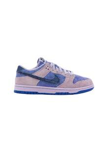 Nike Dunk Low SE "Hydrangeas" Women's Sneakers Purple HQ3431 - Hydrangeas/Deep Royal Blue - View 1