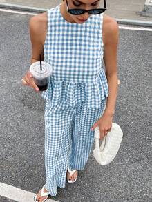 Màu xanh bụi bặm