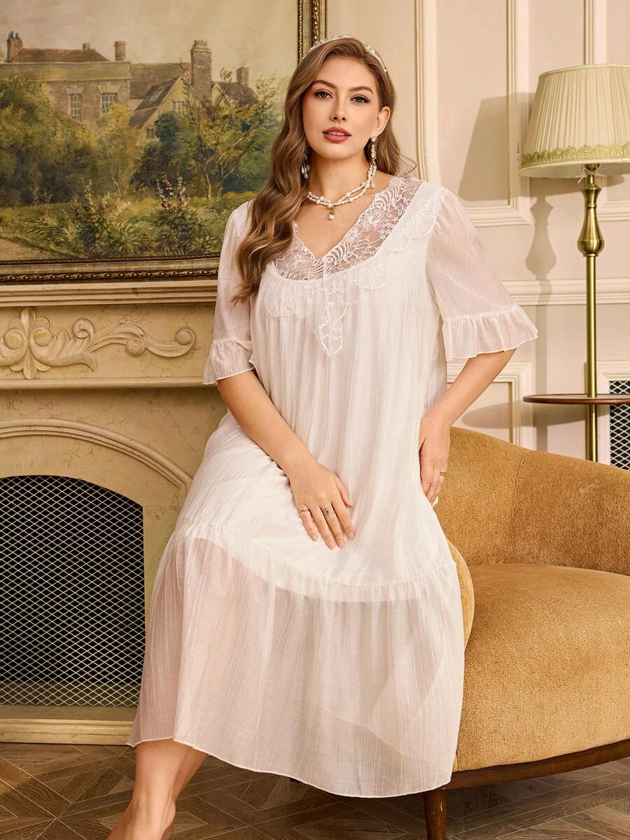 Plus Size Loose Fit Long Lace Patchwork Short Sleeve Palace Style Nightgown, Summer - White - View 1