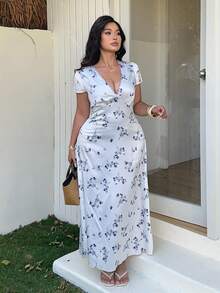 Sunnyshic Đầm midi satin họa tiết hoa nhí thời trang, thắt eo. - trắng - Xem 4