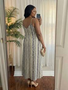 SHEIN Lady CURVE Vestido casual holgado con tirantes y estampado geométrico para mujer de talla grande - Multicolor - Ver 3