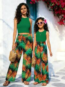 一套女童宽松热带棕榈叶印花吊带背心和阔腿裤套装，舒适时尚，适合度假穿着 - 彩色 - 查看 1