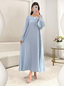 Yasmyna 花卉刺绣泡泡裙，优雅蓝色阿拉伯长袍 - 藍色 - 查看 7