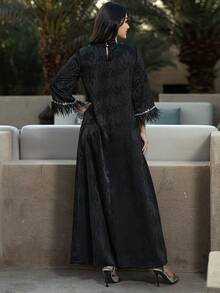 Layrah 优雅提花面料手工串珠羽毛袖口长裙，适合假日派对