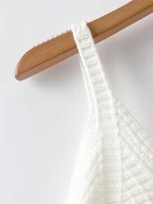 GlowEve 女士V领无袖休闲舒适百搭简约针织上衣 - 白色 - 查看 4