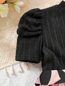 SHEIN Đầm ngắn tay phồng cổ tròn họa tiết hoa phối hợp cho bé gái tuổi teen - màu đen - Xem 4