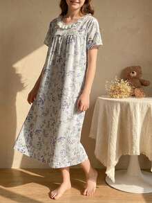 Spring/Summer Vintage Ditsy Floral Elegant Short Sleeve Knee-Length Dress With White Ruffle Collar Splice, Sweet Home Dress/Sleepwear For Girls Vintage Floral All-Over Print Neckline Lace Trim Short Sleeve Long Dress. Combination Holiday Vacation Essential - Mint Green - View 1