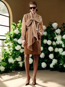 EMERY ROSE Áo sơ mi nữ tay dài cổ chữ V dáng rộng, chất liệu chiffon, kiểu dáng thanh lịch, thường ngày. - Cà phê nâu - Xem 5