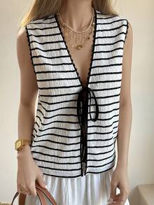 DAZY Frühlings- und Sommer-Damen-Tanktop im lässigen Urlaubsstil mit Hohlspitze-Patchwork, schwarz-weißen Streifen, Kontrastfarben und Vorderbindung, ärmellos und locker geschnitten - Schwarz und Weiss - Übersicht 7