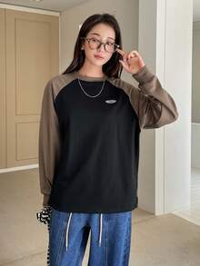 DAZY Áo thun tay lỡ phối màu chữ Raglan, quần áo mùa thu thời trang trẻ trung, áo dài tay cho nữ - màu đen - Xem 4