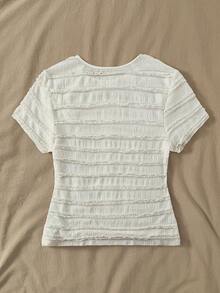 SHEIN Clasi 大码女式短袖蕾丝上衣，褶皱设计，修身剪裁，百搭夏季T恤 - 米色 - 查看 2