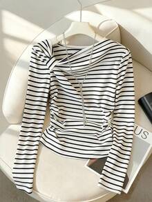 Franclia Áo thun nữ thanh lịch cổ nơ bất đối xứng màu đen trắng kẻ sọc - Đen và trắng - Xem 1
